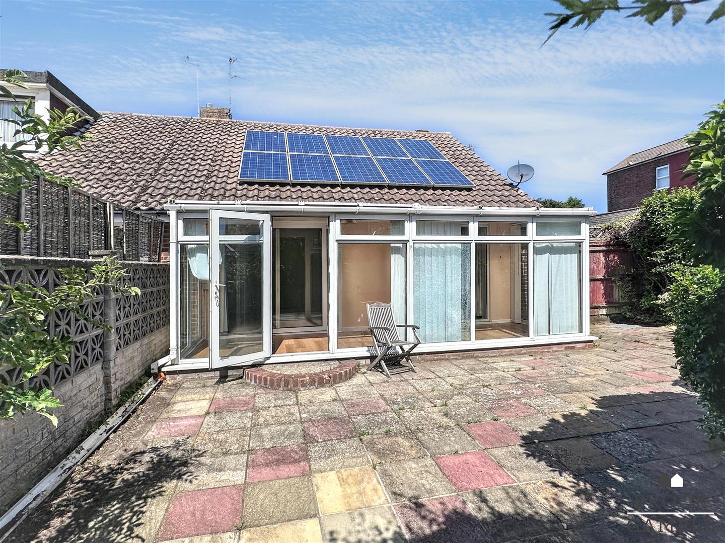 2 Bedroom Bungalow. Victoria Close in Polegate,  2